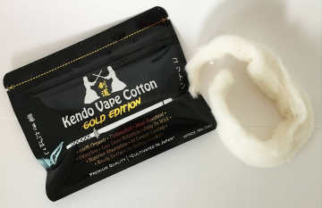 Kendo Vape Cotton Gold Edition cotone massimamente assorbente ed ignifugo per la rigenerazione degli atomizzatori.